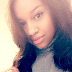 Meet your Posher, Caprice